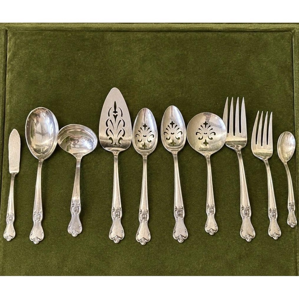 Old Company Plate Signature Rose 10 Pc Serving Set Silverplate T Monogram